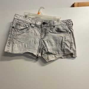 Low rise wash denim shorts